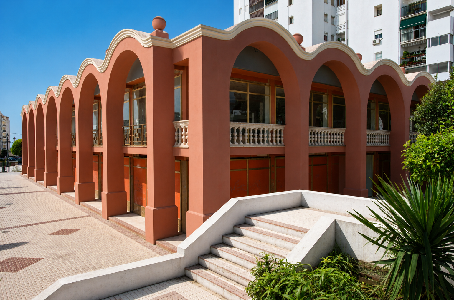 Landmark Commercial Building in San Pedro de Alcántara - View 7