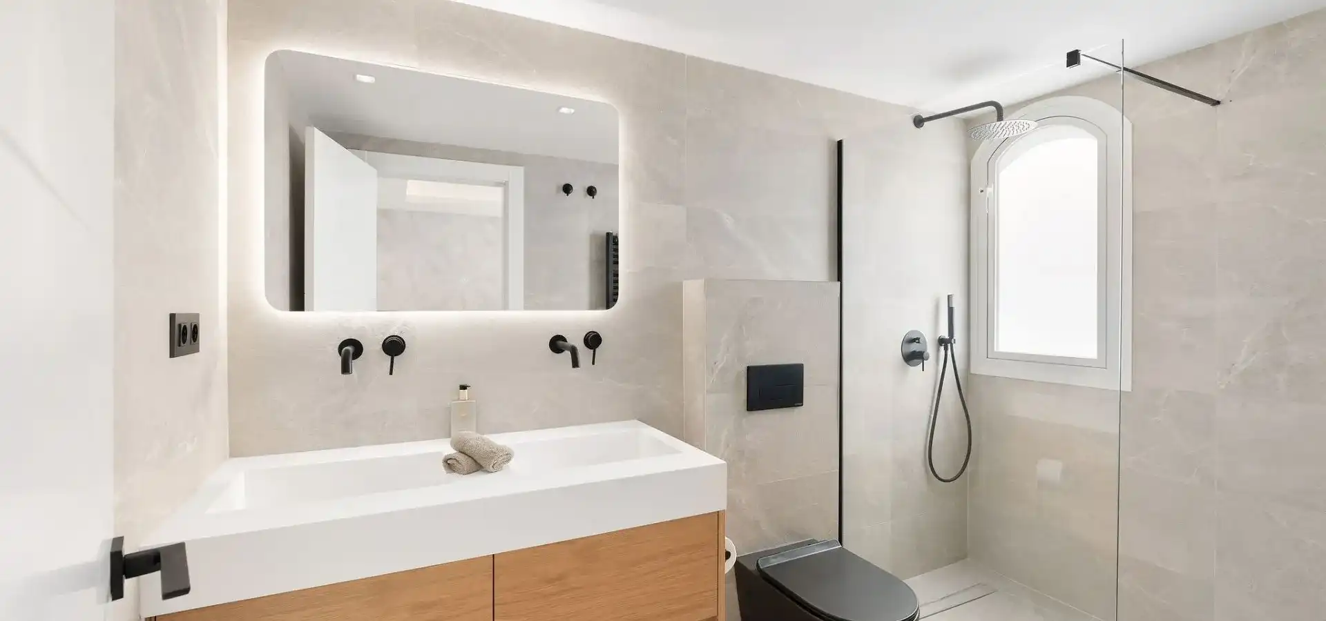 235 m² townhouse for sale in Andalucia - View 8