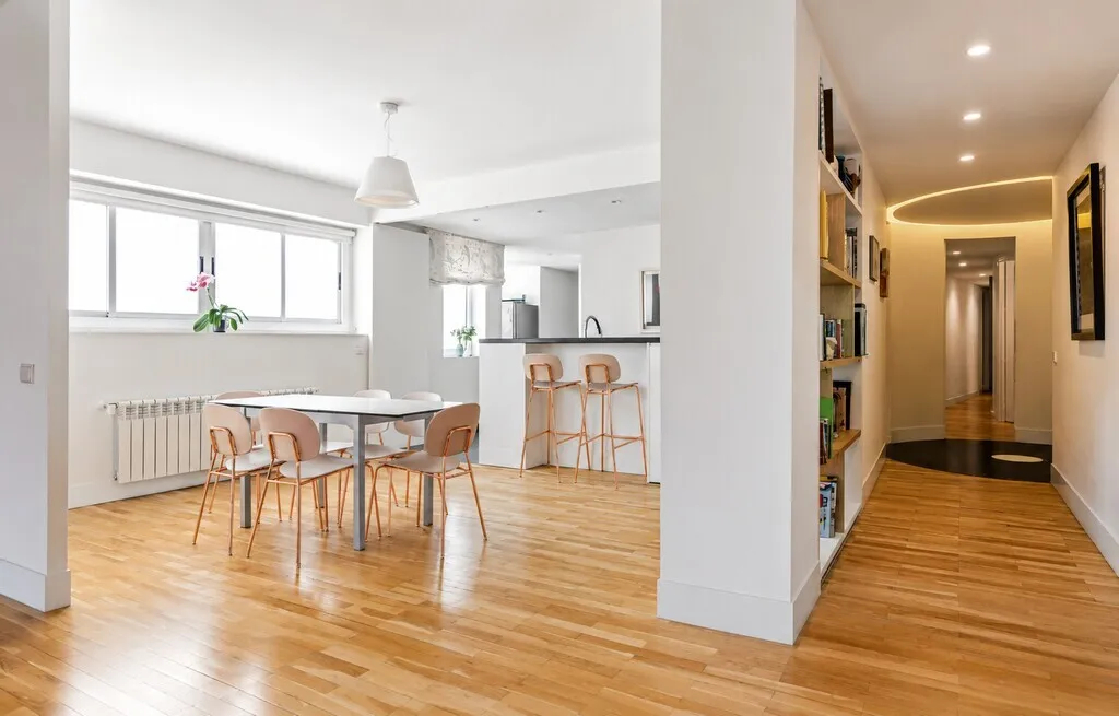 Luxury Apartment in Almagro - View 11