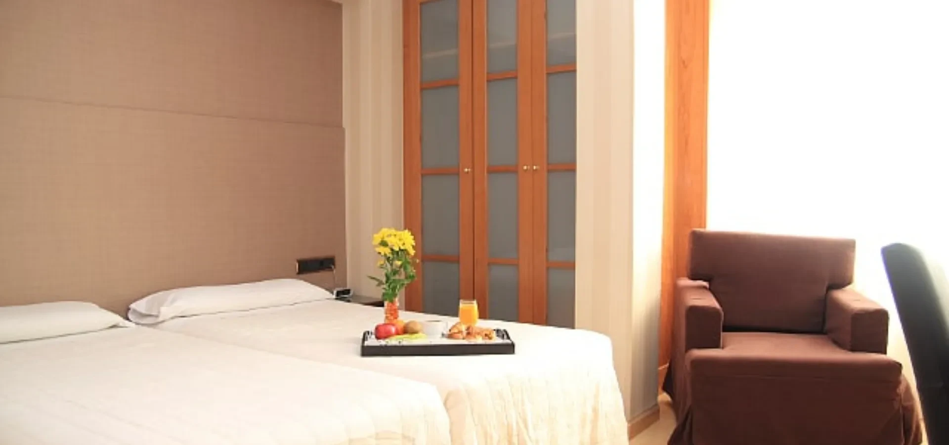 3-star hotel for sale in Madrid - View 8