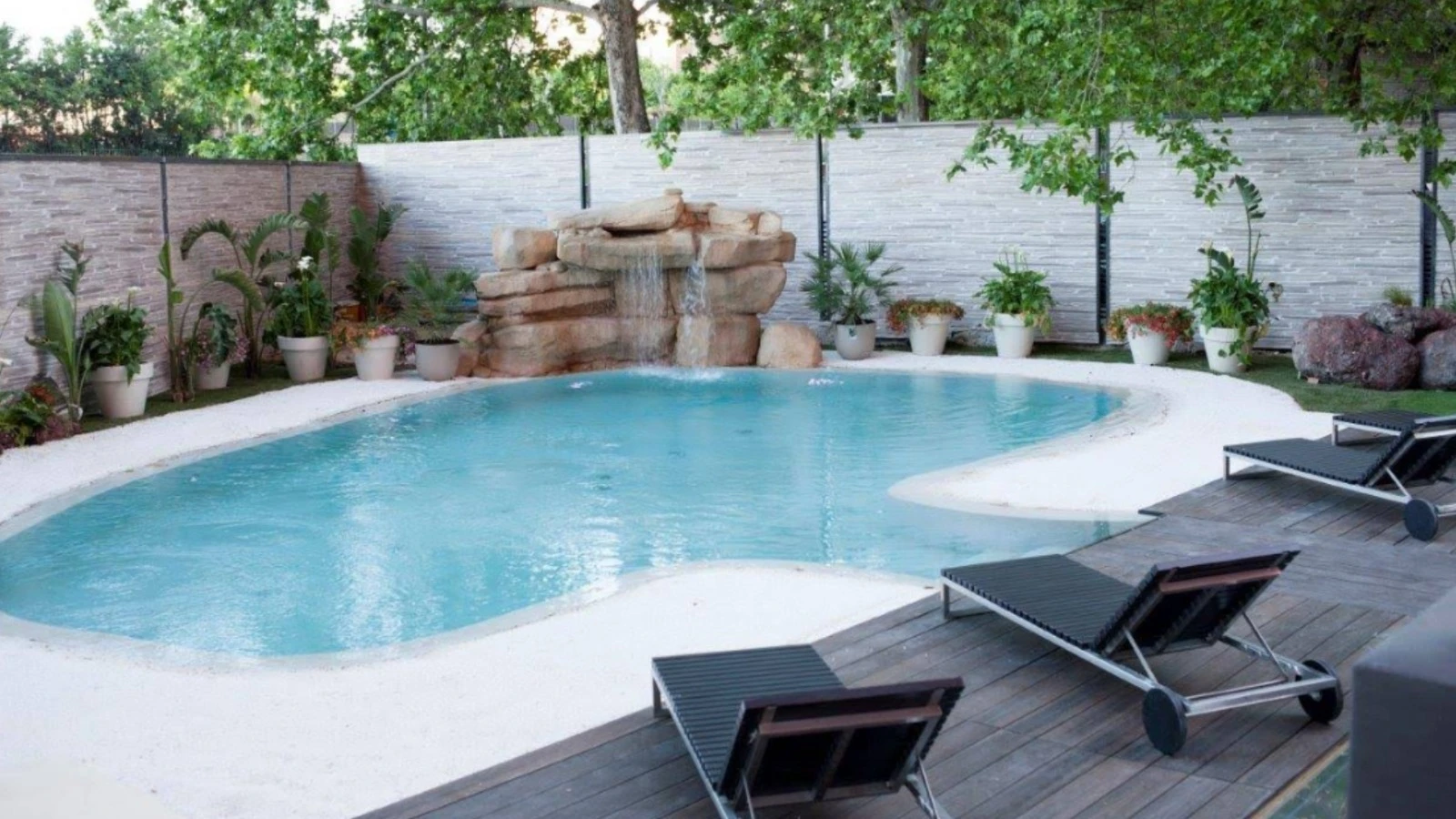 5-star hotel for sale in Madrid - View 8