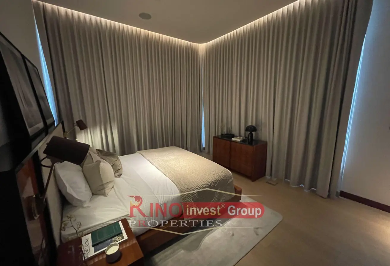 Ultra-Luxury 6BR Duplex Penthouse | Canal Views - View 8
