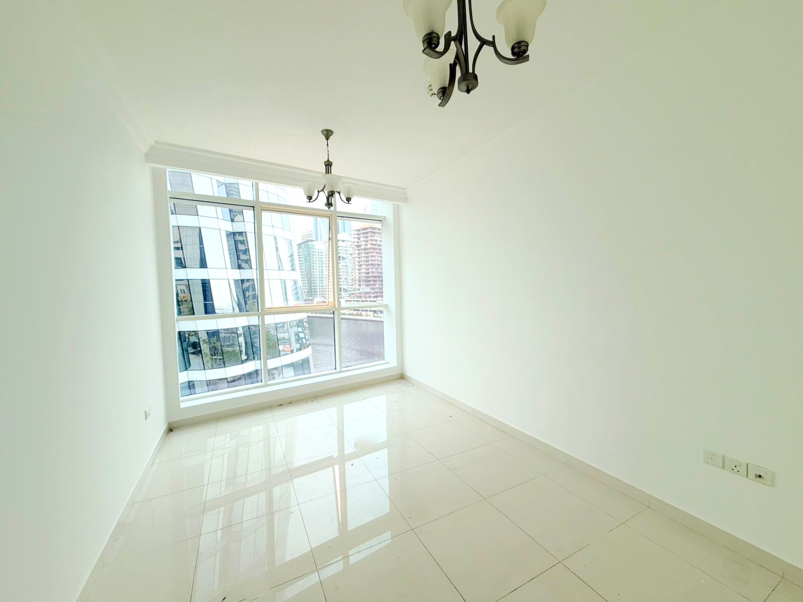 Burj Khalifa View | Spacious Layout | Vacant - View 15